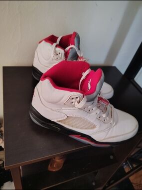 Jordan White Black Red Retro Sneakers